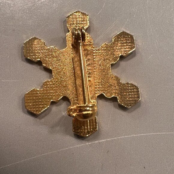 3 Disney  Trading Pin Badge - Picture 4 of 4